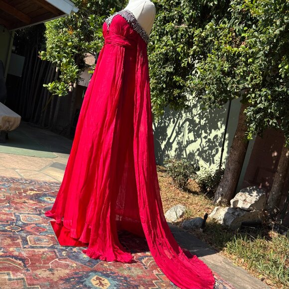 Komal Sood Size 6 Red Formal Gown Crystal Bejewelled Bust Silk Chiffon Luxe - Picture 6 of 11